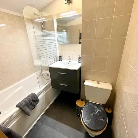 Appartement Duplex - A 2 Pas Des Arenes Nîmes